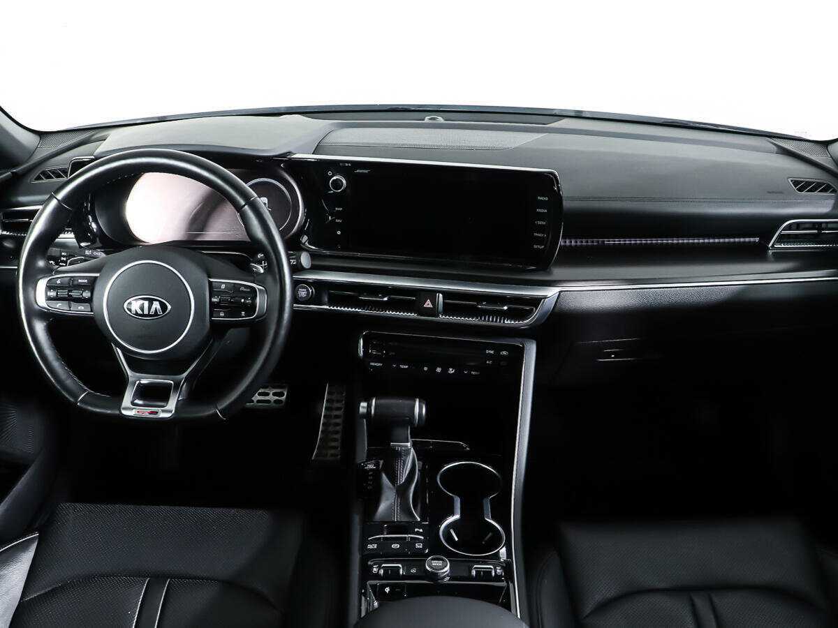 Купить Kia K5 с пробегом. Фото: #10
