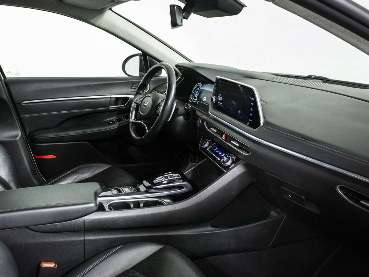 Купить Hyundai Sonata с пробегом. Фото: #6