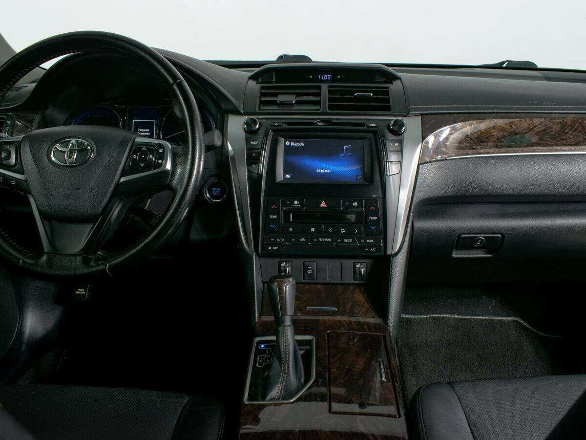 Купить Toyota Camry с пробегом. Фото: #9