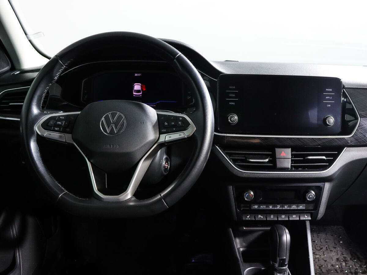 Купить Volkswagen Polo с пробегом. Фото: #11