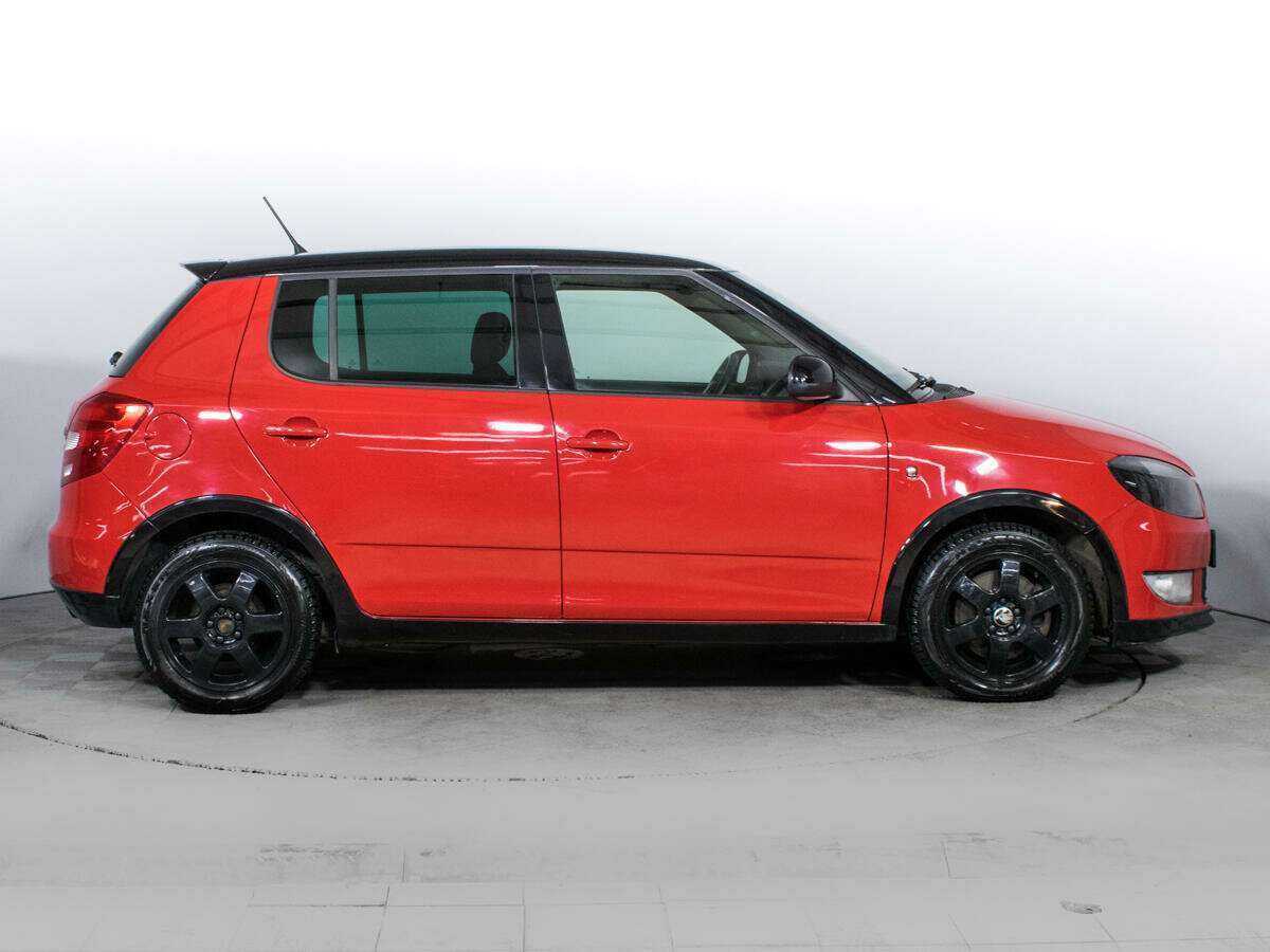 Купить Skoda Fabia с пробегом. Фото: #3