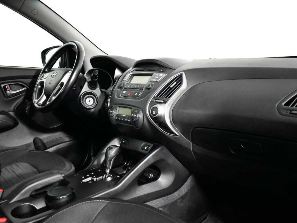Купить Hyundai ix35 с пробегом. Фото: #8