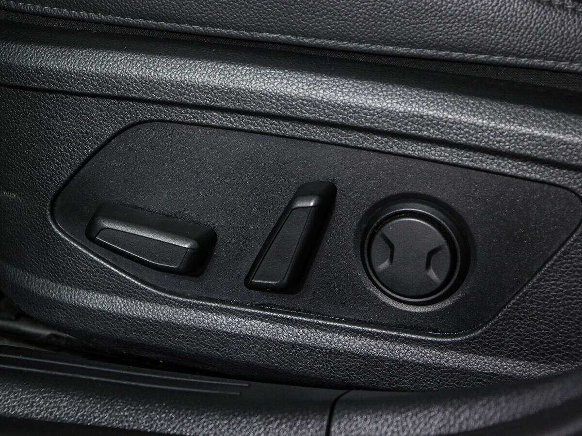 Купить Kia K5 с пробегом. Фото: #19