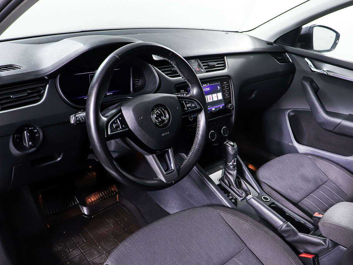 Купить Skoda Octavia с пробегом. Фото: #12