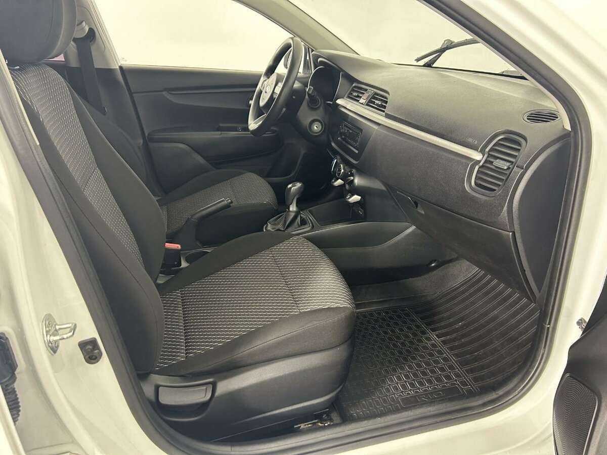 Купить Kia Rio с пробегом. Фото: #13