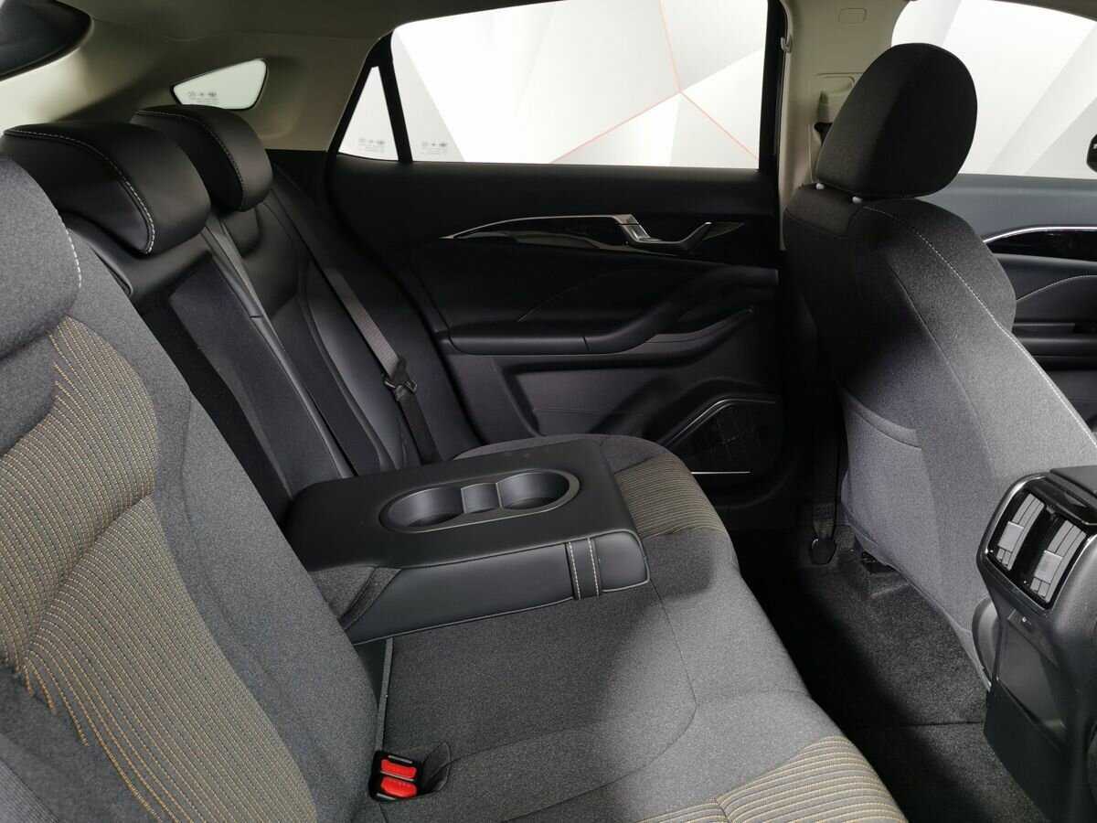 Купить FAW Bestune B70 с пробегом. Фото: #11