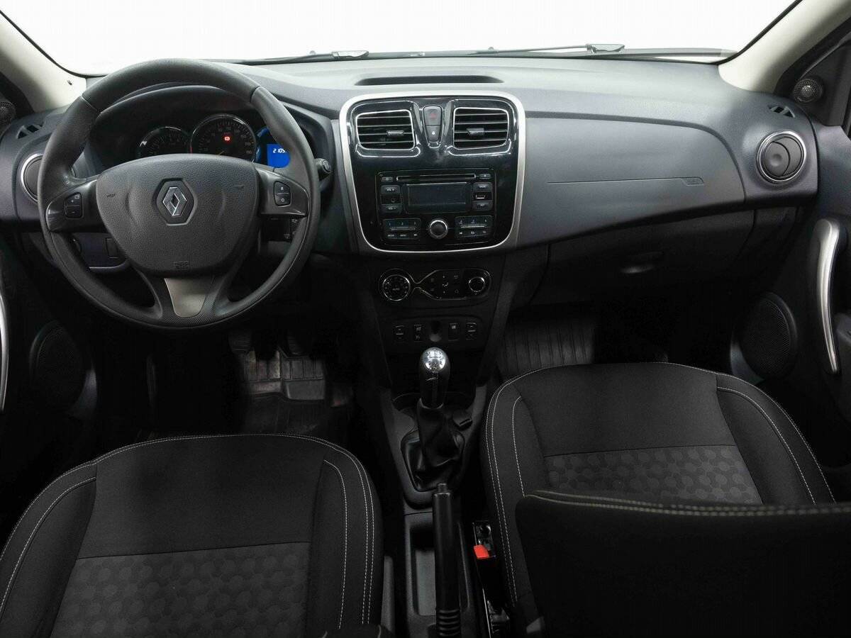 Купить Renault Sandero с пробегом. Фото: #12