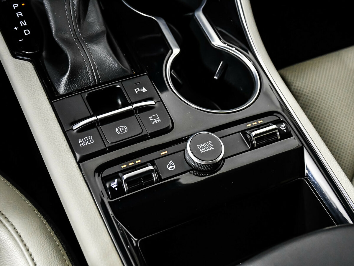 Купить Kia K5 с пробегом. Фото: #13