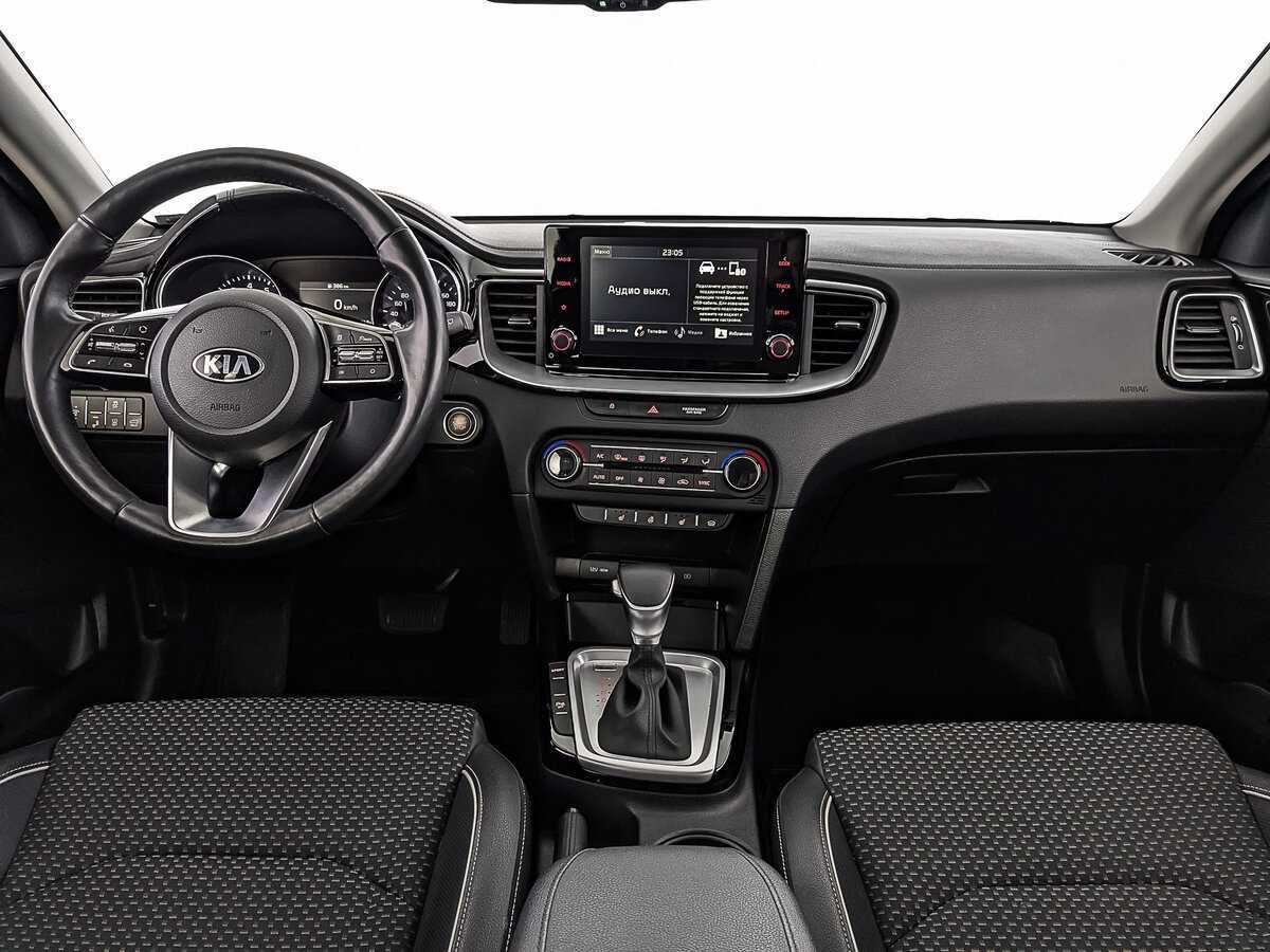Купить Kia Ceed с пробегом. Фото: #13