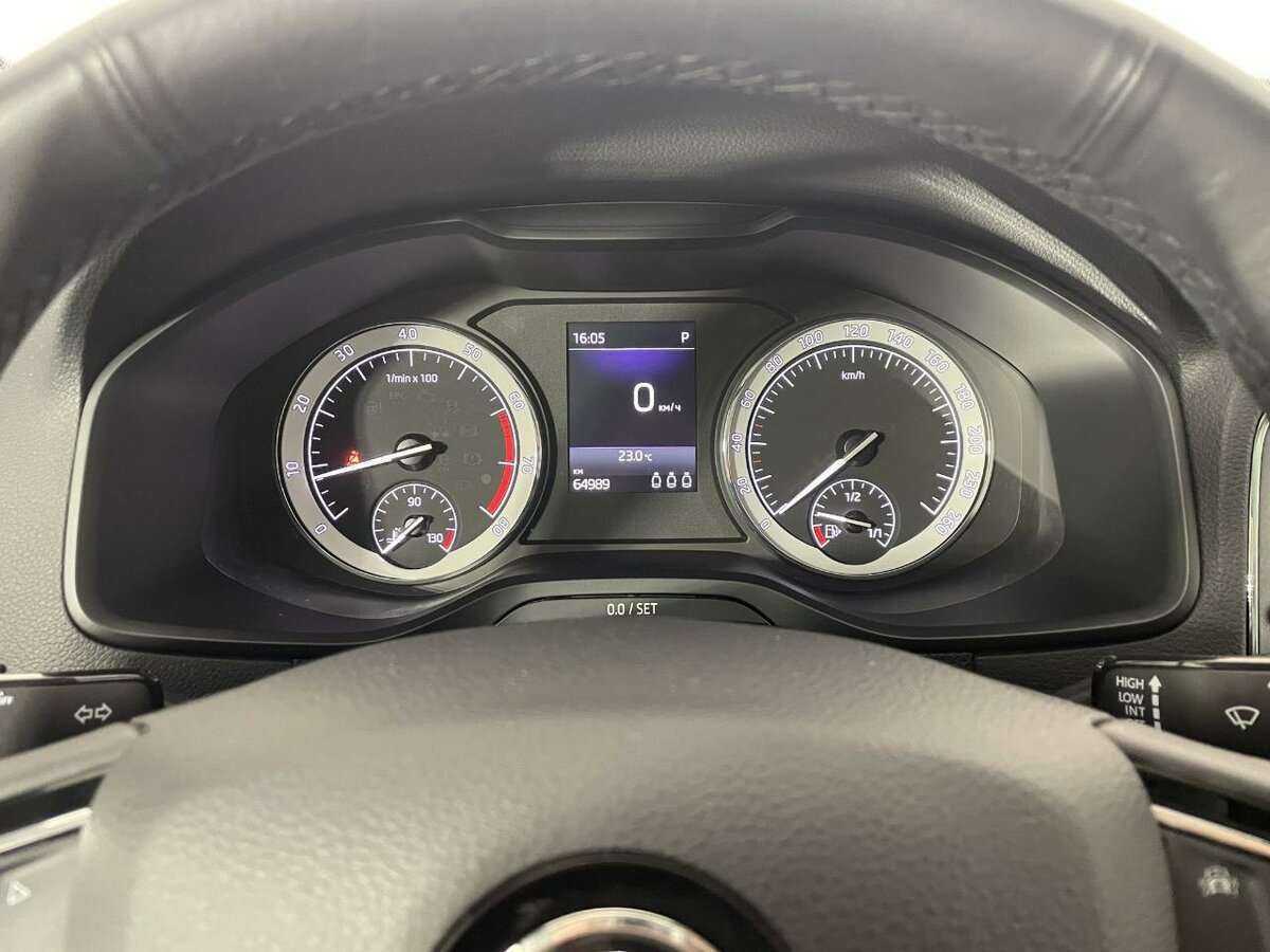 Купить Skoda Karoq с пробегом. Фото: #7