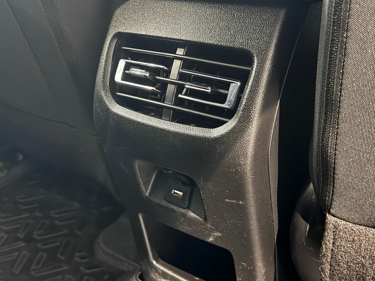 Купить Haval M6 с пробегом. Фото: #27