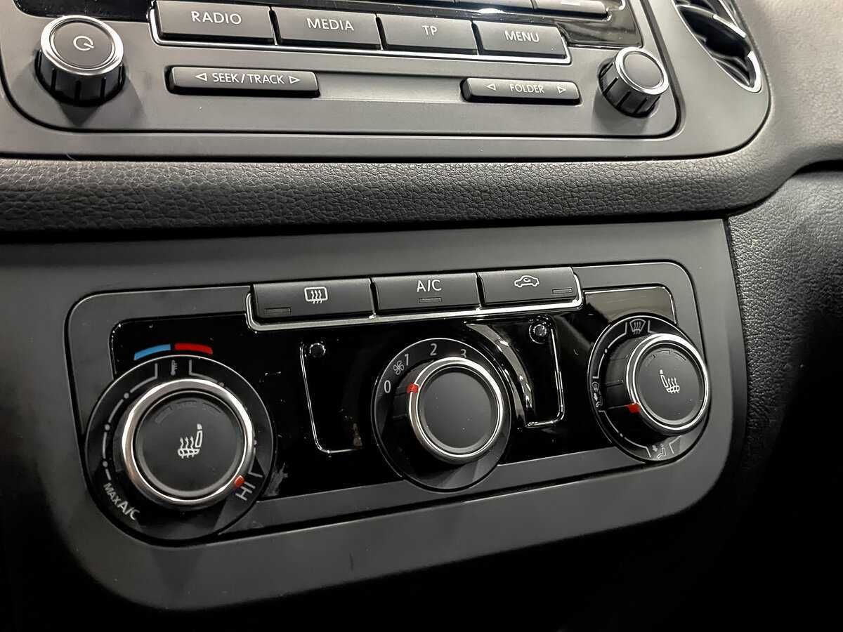 Купить Volkswagen Golf Plus с пробегом. Фото: #20