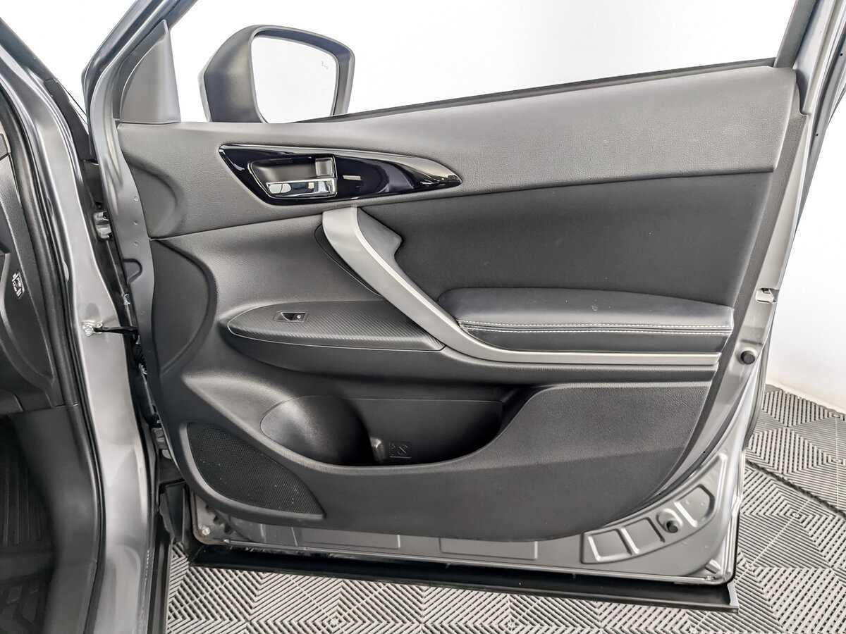 Купить Mitsubishi Eclipse Cross с пробегом. Фото: #20