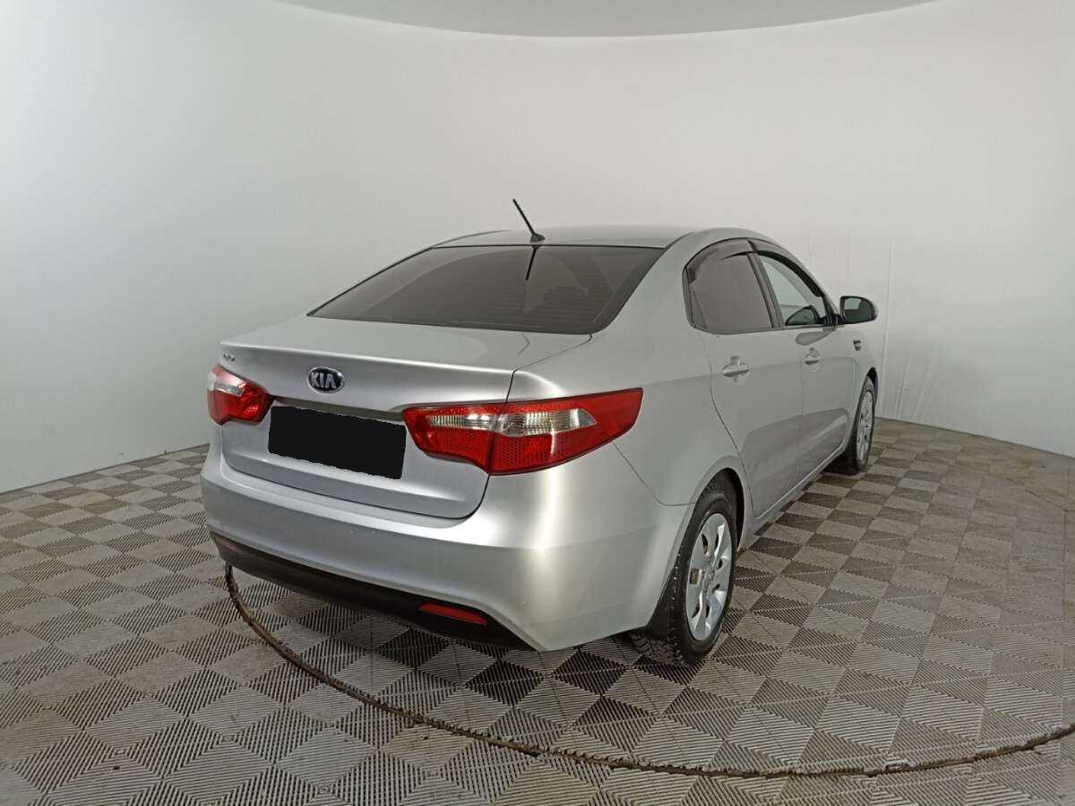 Купить Kia Rio с пробегом. Фото: #4