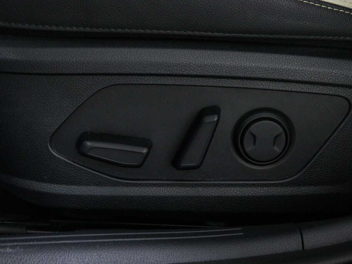 Купить Kia K5 с пробегом. Фото: #16