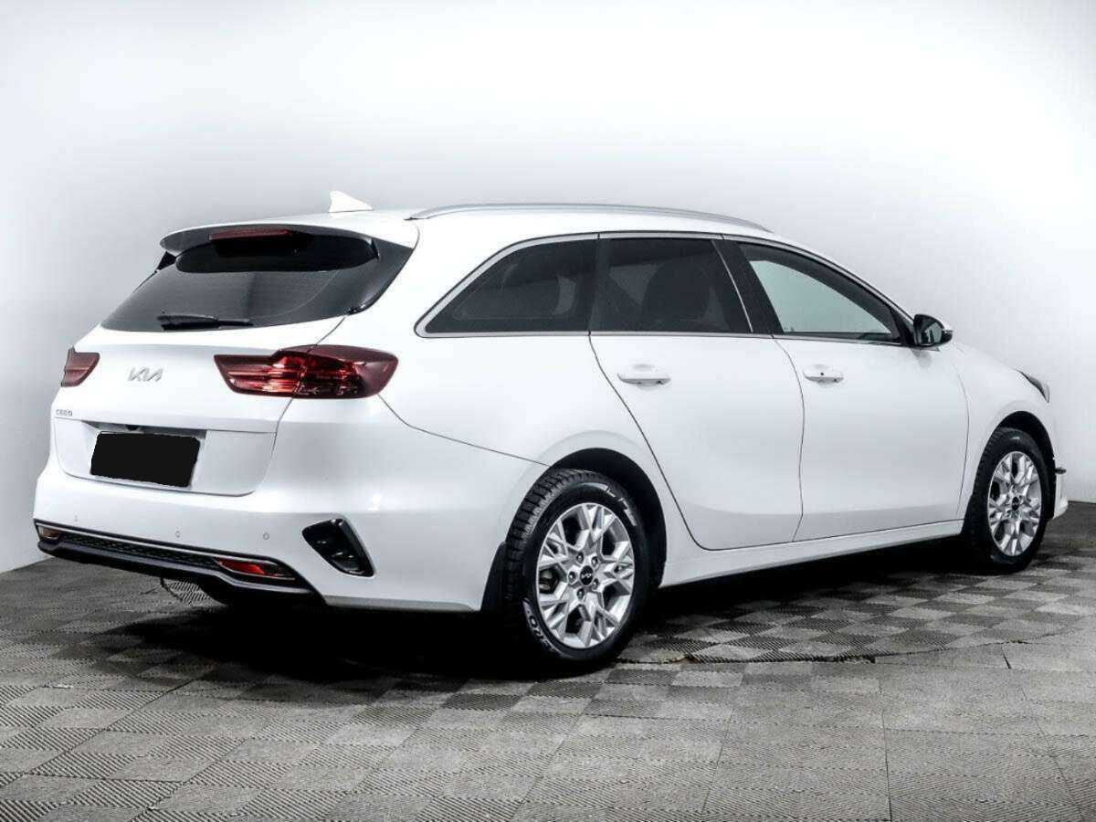 Купить Kia Ceed с пробегом. Фото: #3