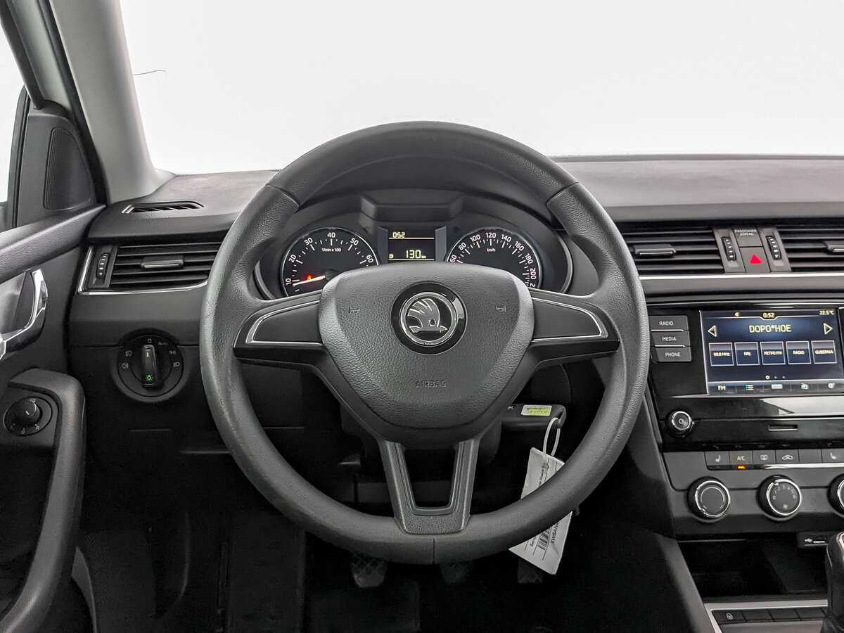 Купить Skoda Octavia с пробегом. Фото: #16