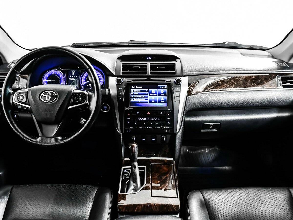 Купить Toyota Camry с пробегом. Фото: #8