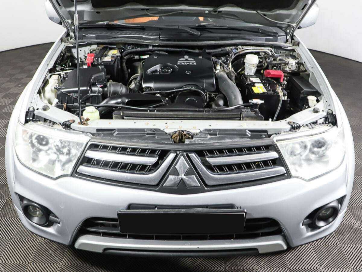 Купить Mitsubishi Pajero Sport с пробегом. Фото: #8