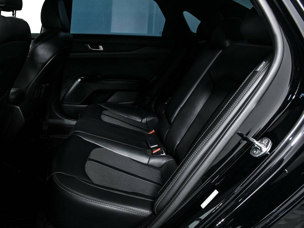 Купить Kia K5 с пробегом. Фото: #12