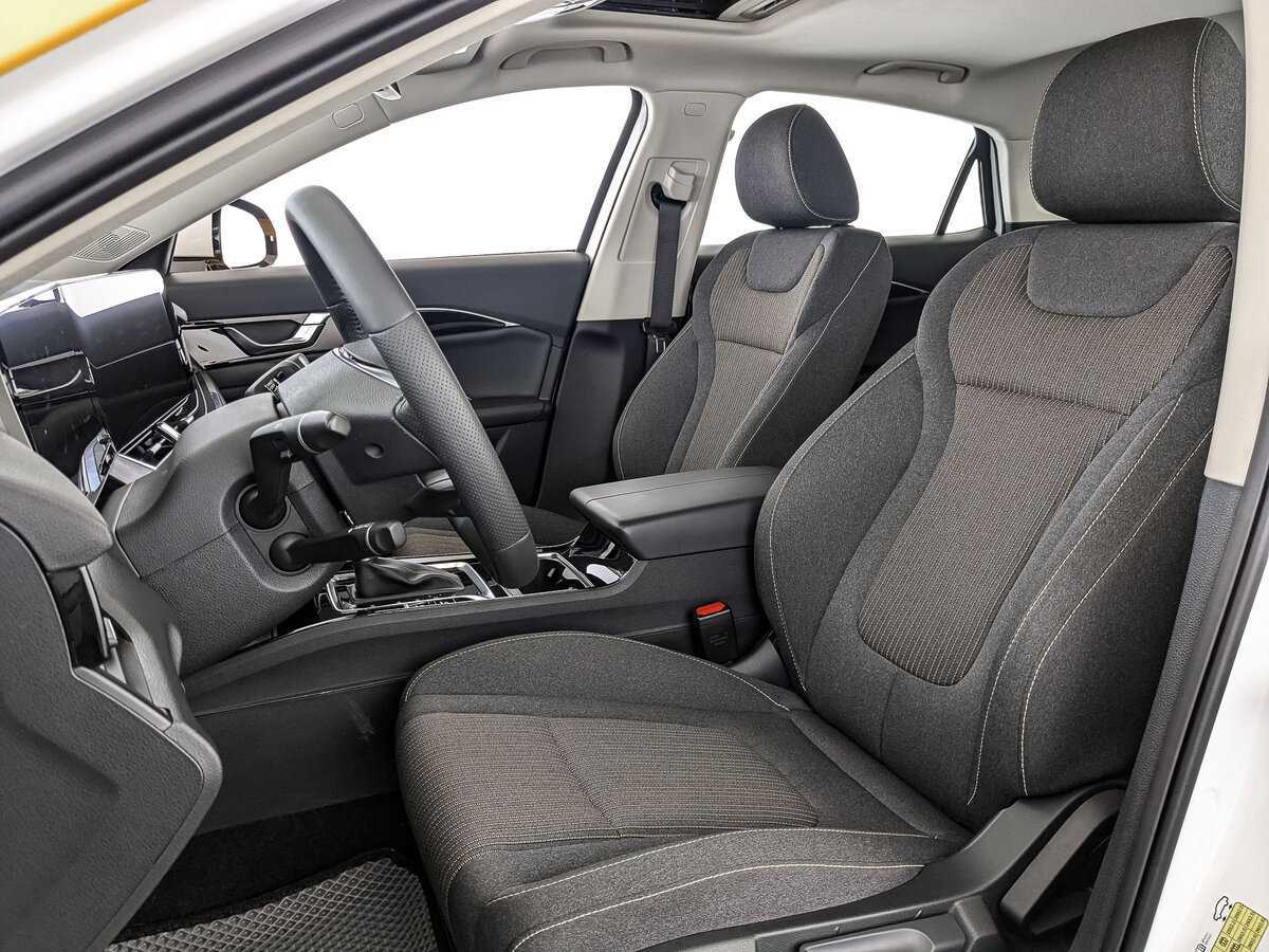 Купить FAW Bestune B70 с пробегом. Фото: #18