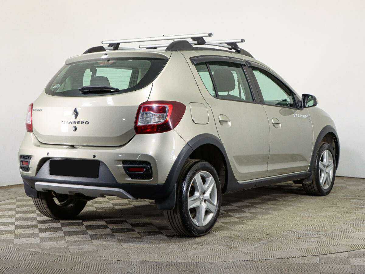 Купить Renault Sandero с пробегом. Фото: #4