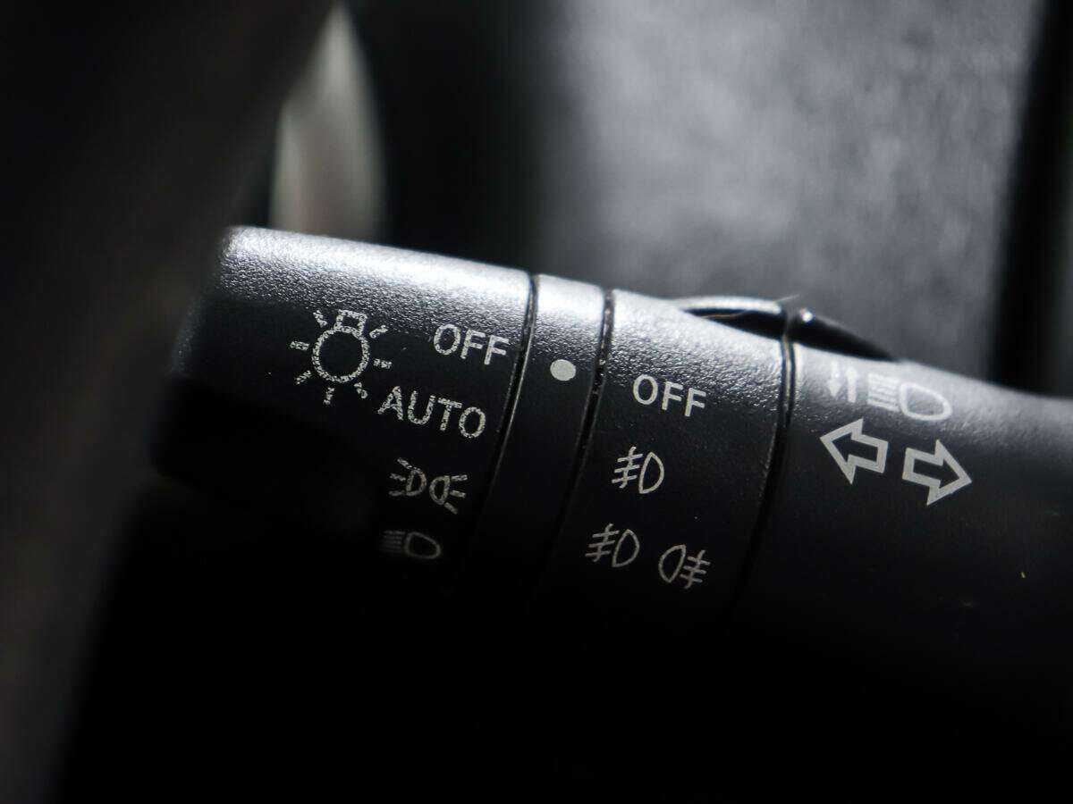 Купить Nissan Note с пробегом. Фото: #12