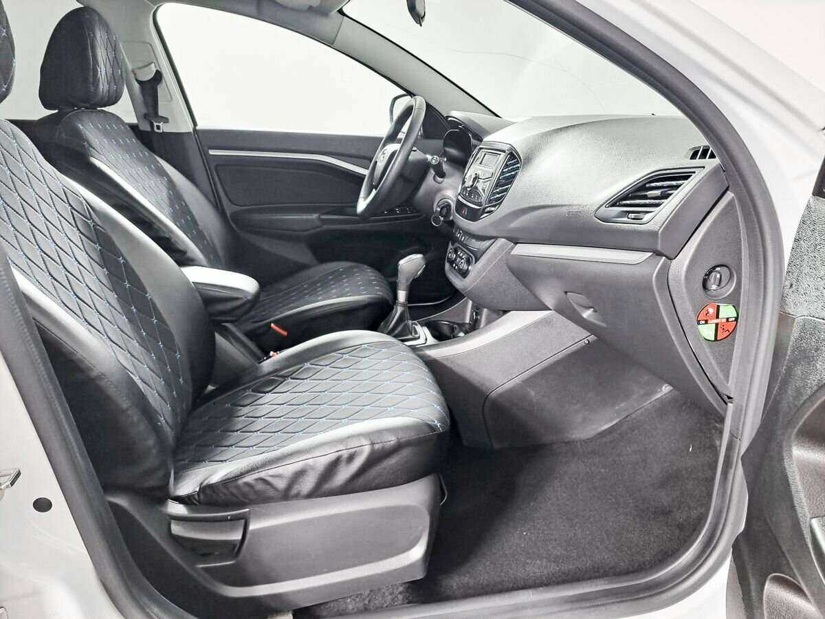 Купить Lada (ВАЗ) Vesta с пробегом. Фото: #8