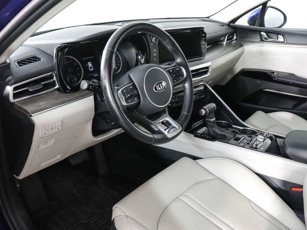 Купить Kia K5 с пробегом. Фото: #8