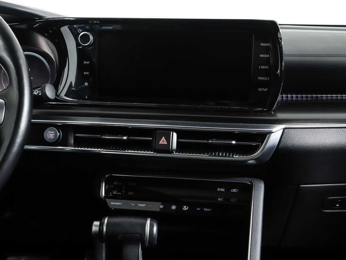 Купить Kia K5 с пробегом. Фото: #11