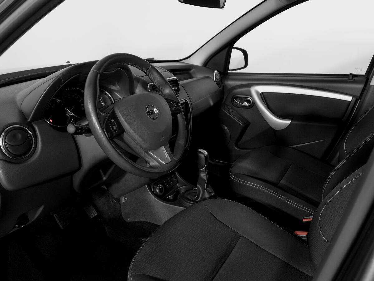 Купить Nissan Terrano с пробегом. Фото: #13