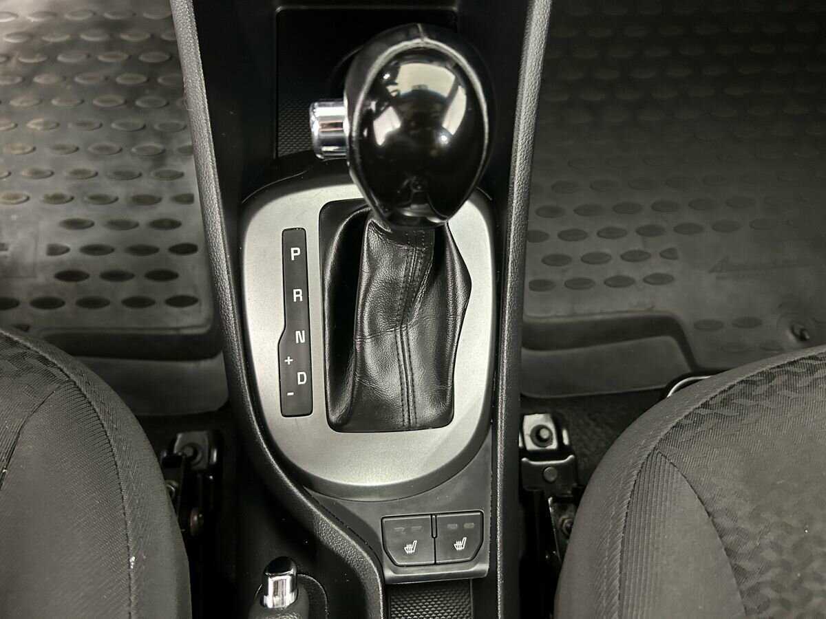 Купить Kia Rio с пробегом. Фото: #11