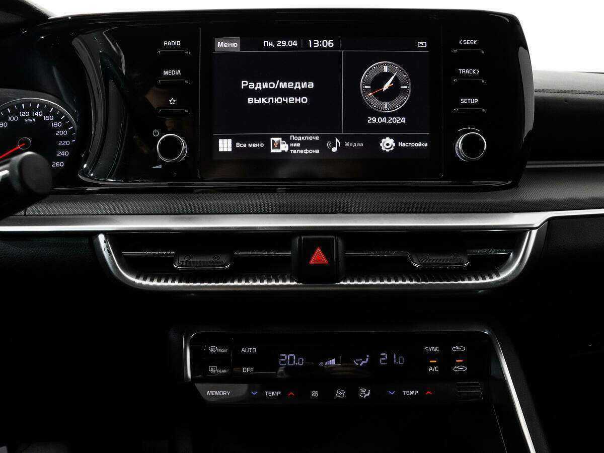 Купить Kia K5 с пробегом. Фото: #13