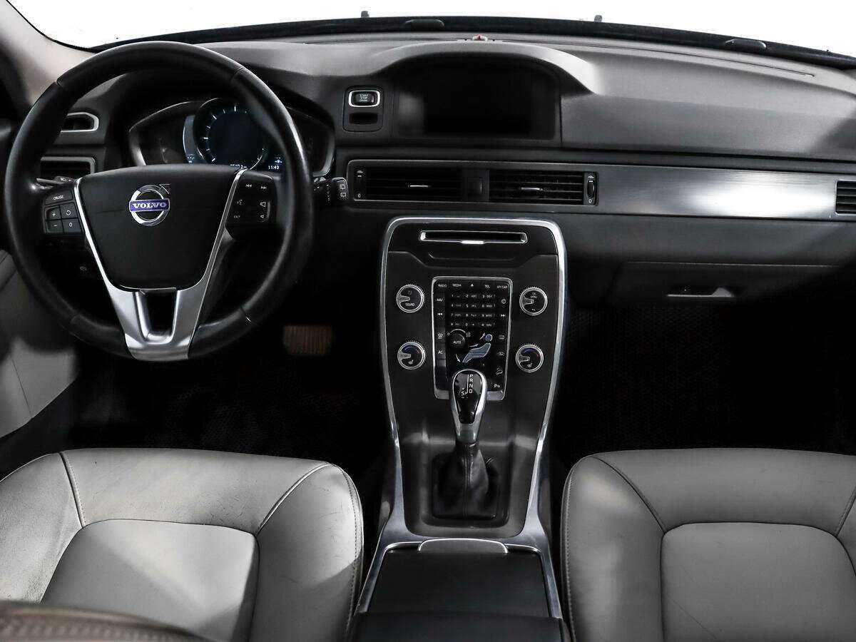 Купить Volvo XC70 с пробегом. Фото: #13
