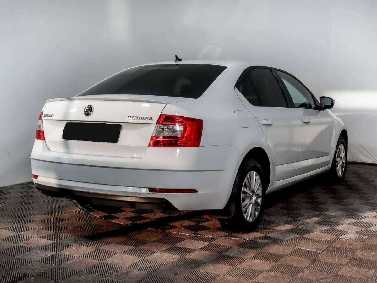 Купить Skoda Octavia с пробегом. Фото: #3