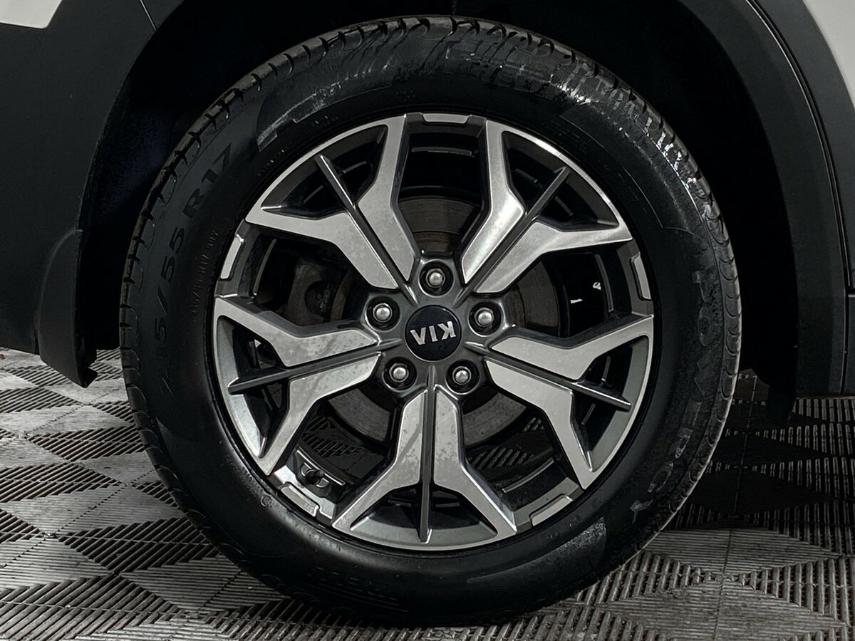 Купить Kia Seltos с пробегом. Фото: #18