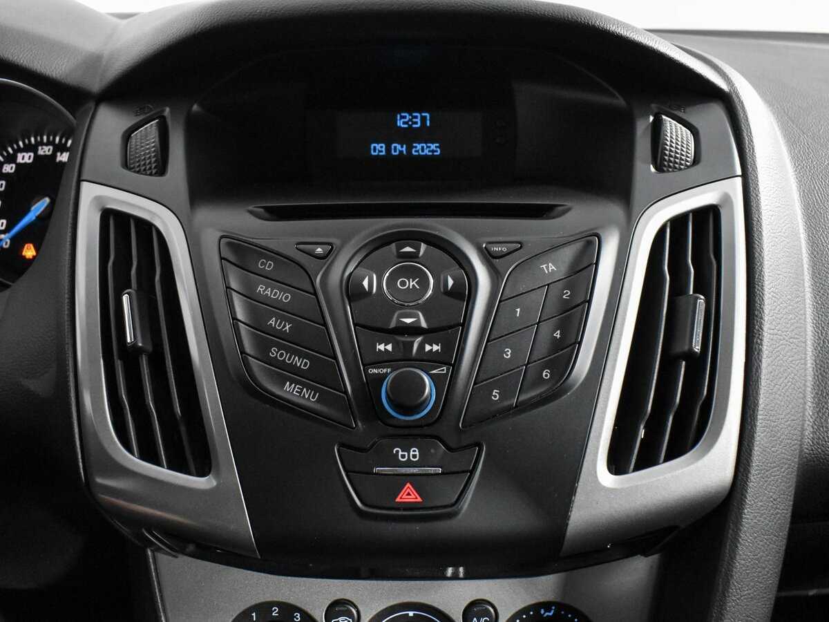 Купить Ford Focus с пробегом. Фото: #15
