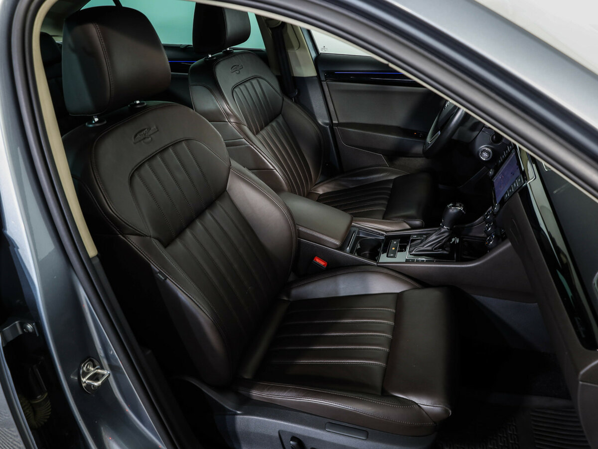Купить Skoda Superb с пробегом. Фото: #19