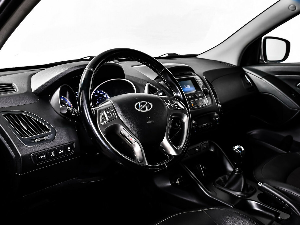 Купить Hyundai ix35 с пробегом. Фото: #9