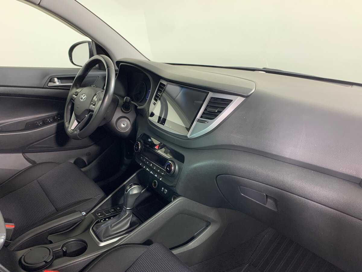 Купить Hyundai Tucson с пробегом. Фото: #13