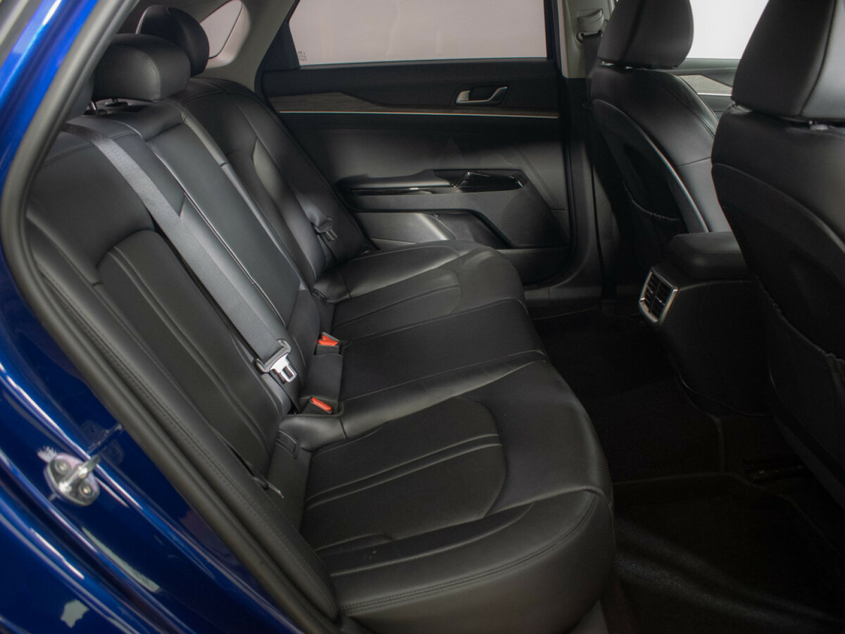 Купить Kia K5 с пробегом. Фото: #7