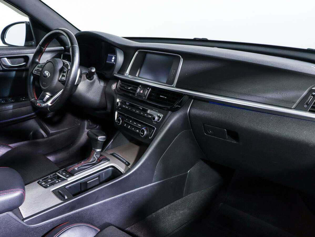 Купить Kia Optima с пробегом. Фото: #8