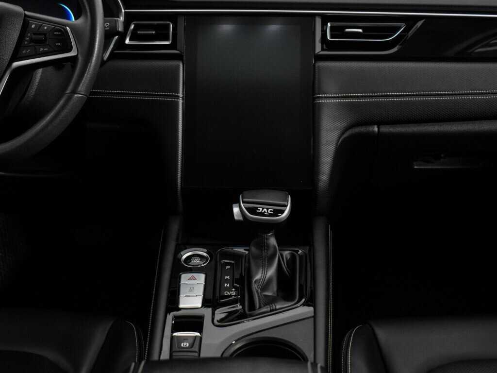 Купить JAC J7 с пробегом. Фото: #14