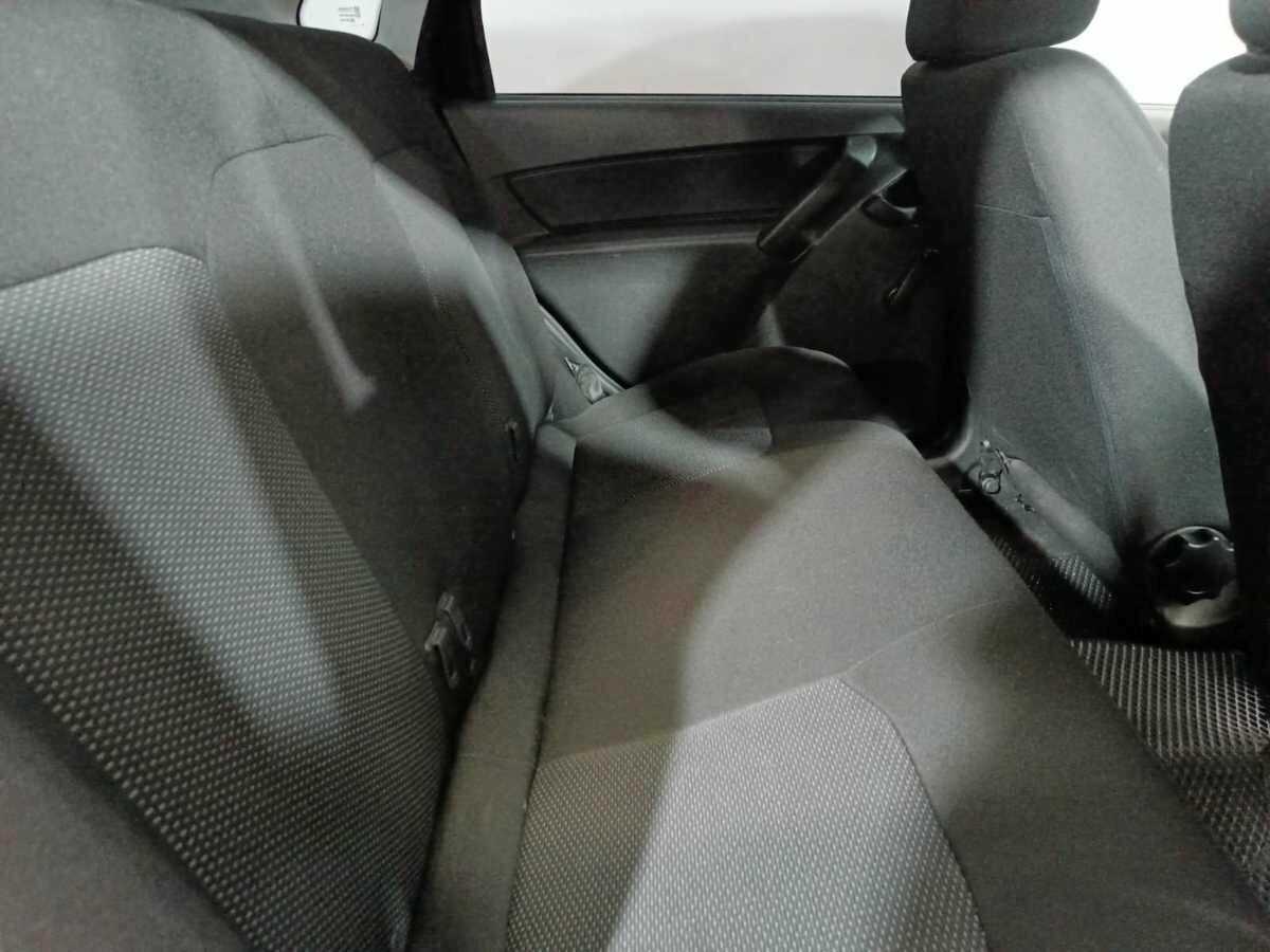 Купить Lada (ВАЗ) Granta с пробегом. Фото: #10