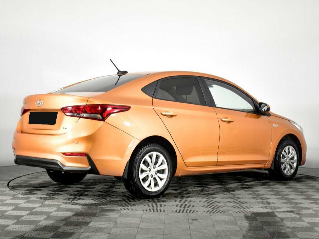 Купить Hyundai Solaris с пробегом. Фото: #4