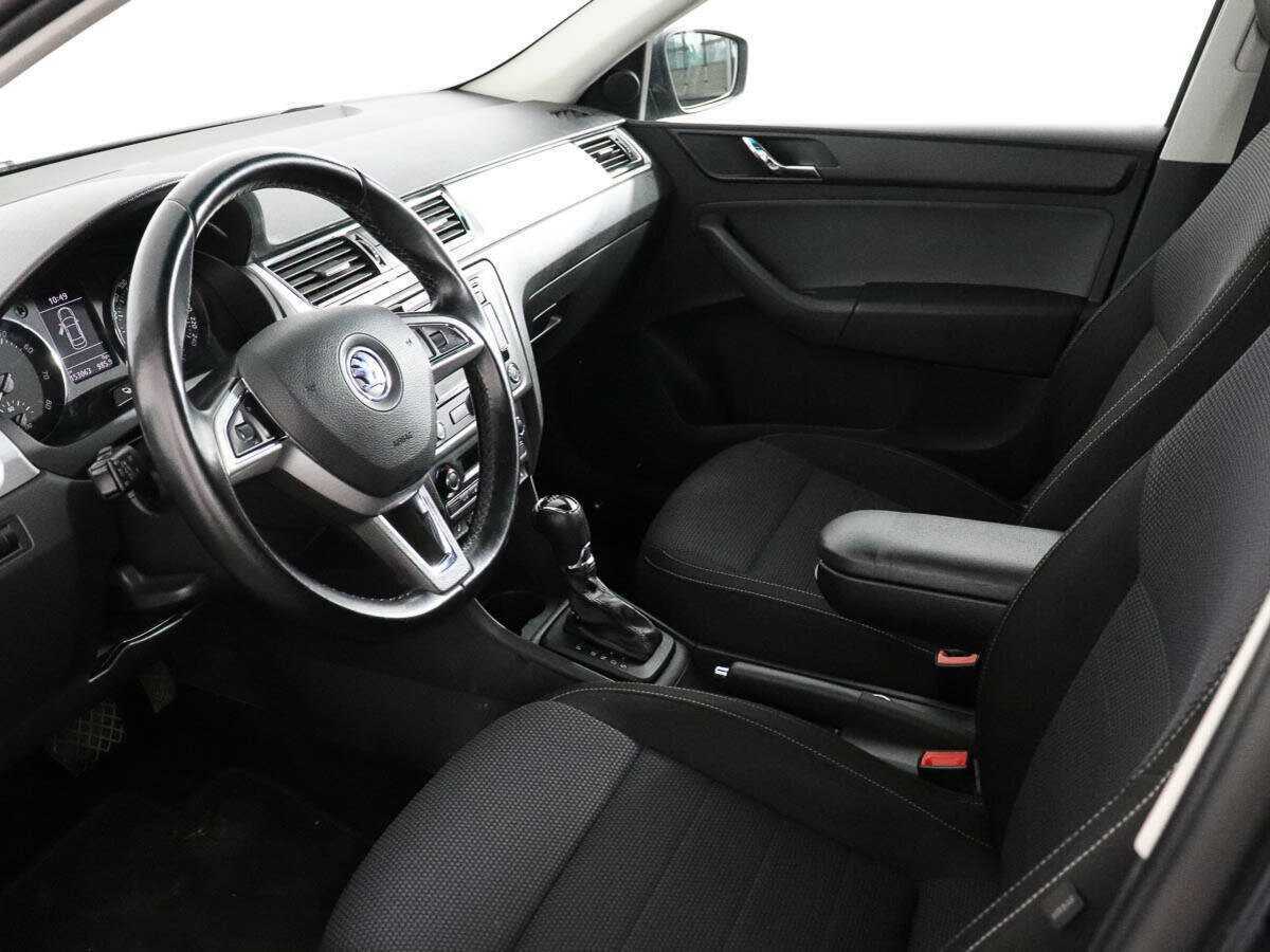 Купить Skoda Rapid с пробегом. Фото: #7