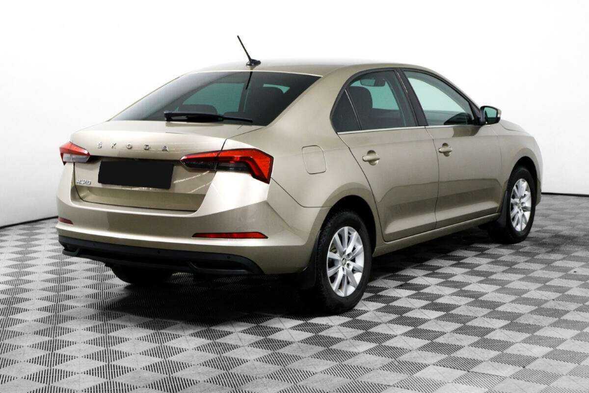 Купить Skoda Rapid с пробегом. Фото: #3