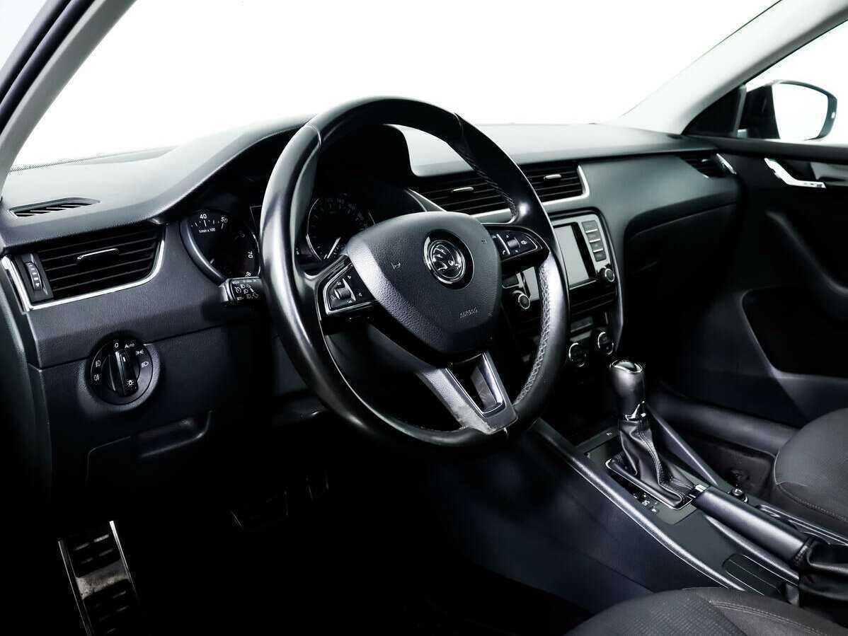 Купить Skoda Octavia с пробегом. Фото: #12