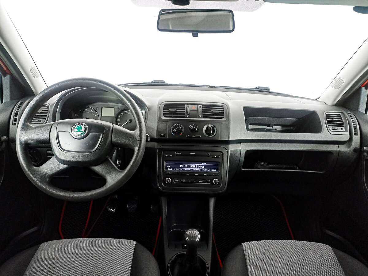 Купить Skoda Fabia с пробегом. Фото: #10