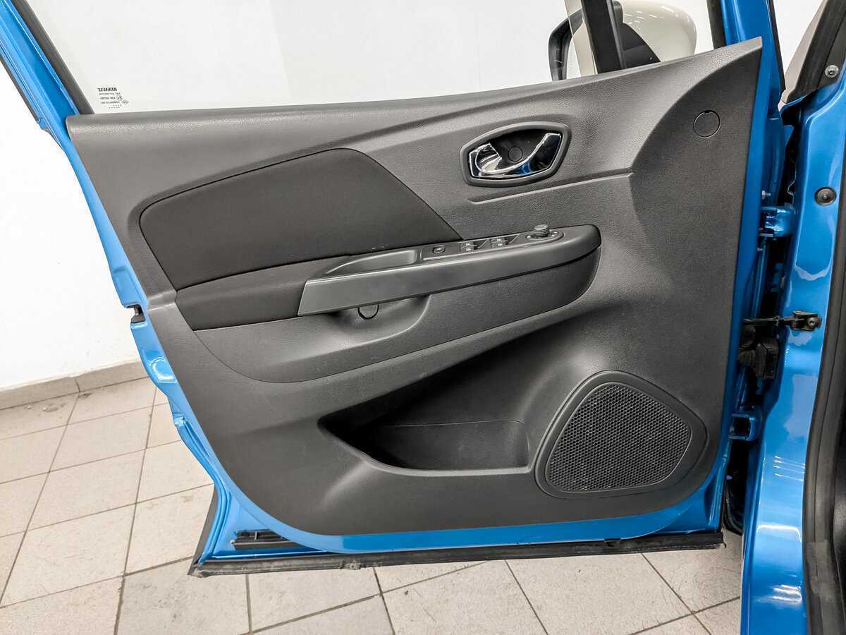 Купить Renault Kaptur с пробегом. Фото: #16